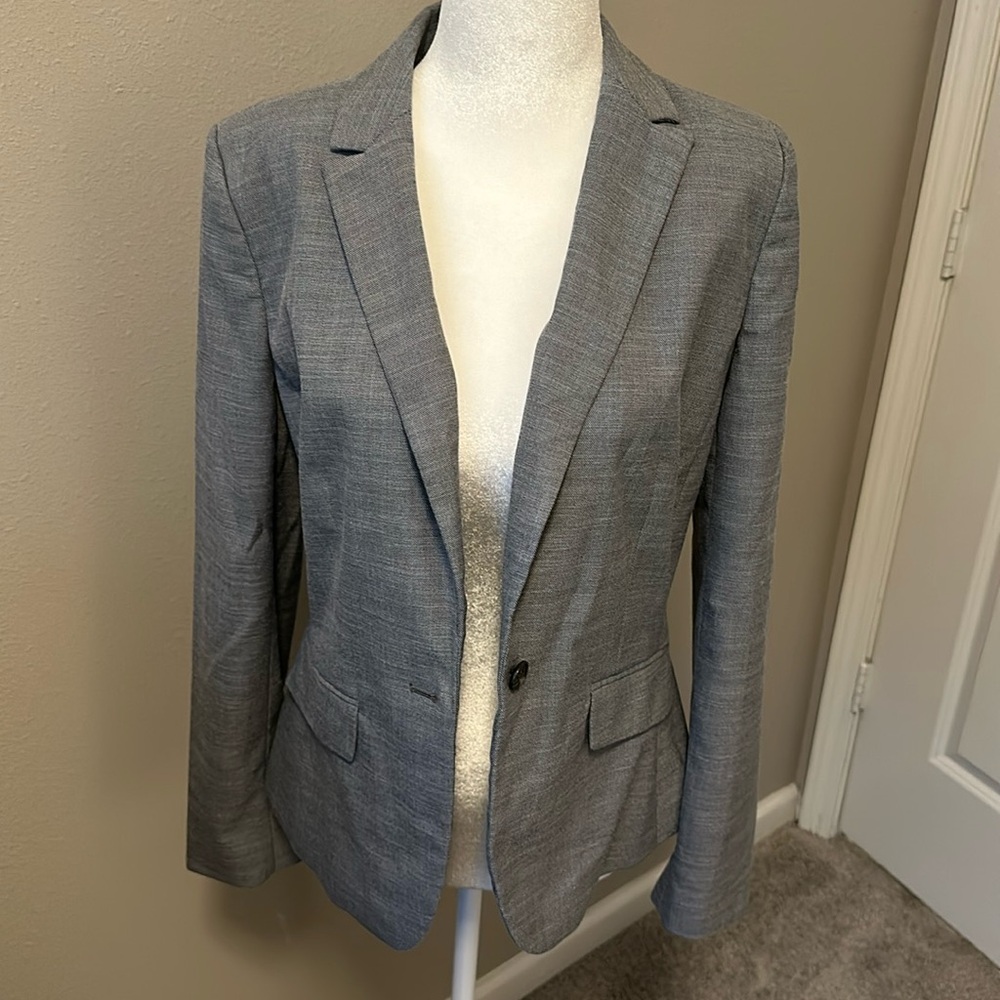 Ann Taylor Gray Blazer, 6
